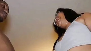 亚裔少女罗茜·罗亚蒂亚吞精操BBC
